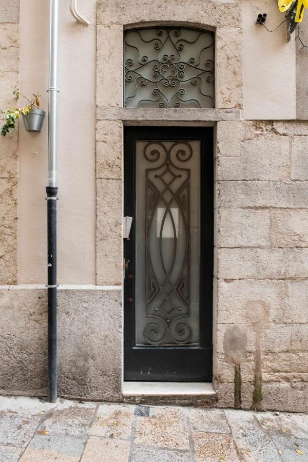 Revitalized Apartment In Historical Building Girona Exterior photo